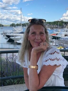 Meet your Posher, Debra